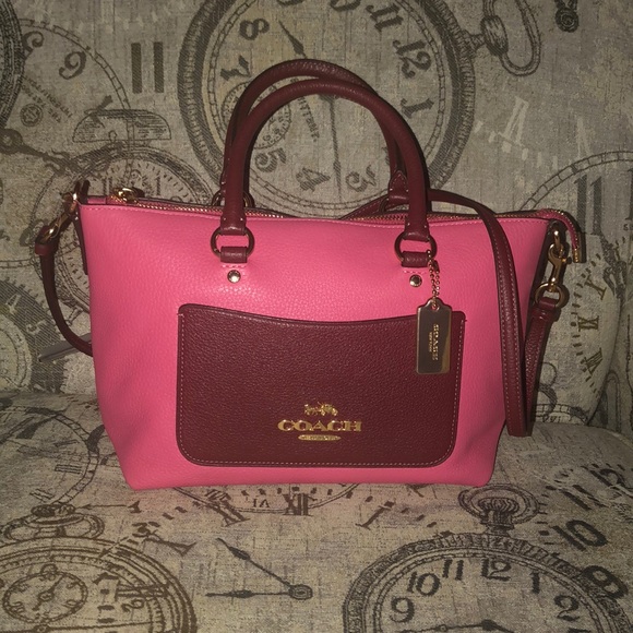 Coach Handbags - ☘️St. Patty’s SALE☘️Coach Mini “EMMA” Satchel